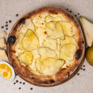 Формаджіо з грушею